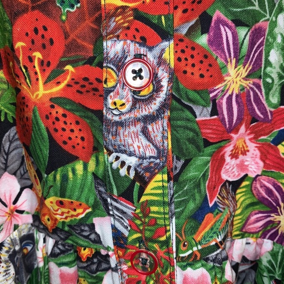 Love to Talk NYC all over print dress - Picture 6 of 12